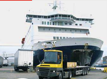 KVSA RoRo terminal in Ijmuiden...