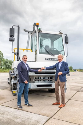 Terberg and EasyMile work together on Autonomous Terminal Tractor for real-life test in 2022